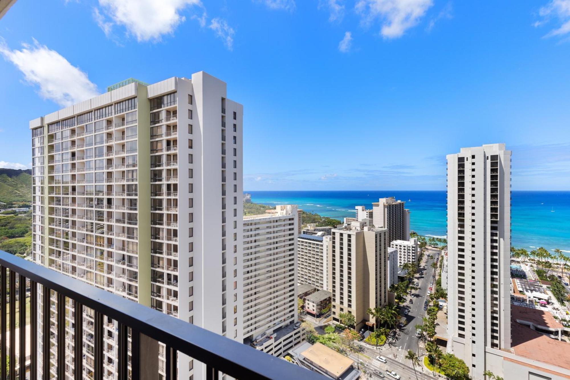 Beautifully Renovated 32Nd Floor Deluxe Ocean View Waikiki Condo Condo Honolulu Ngoại thất bức ảnh