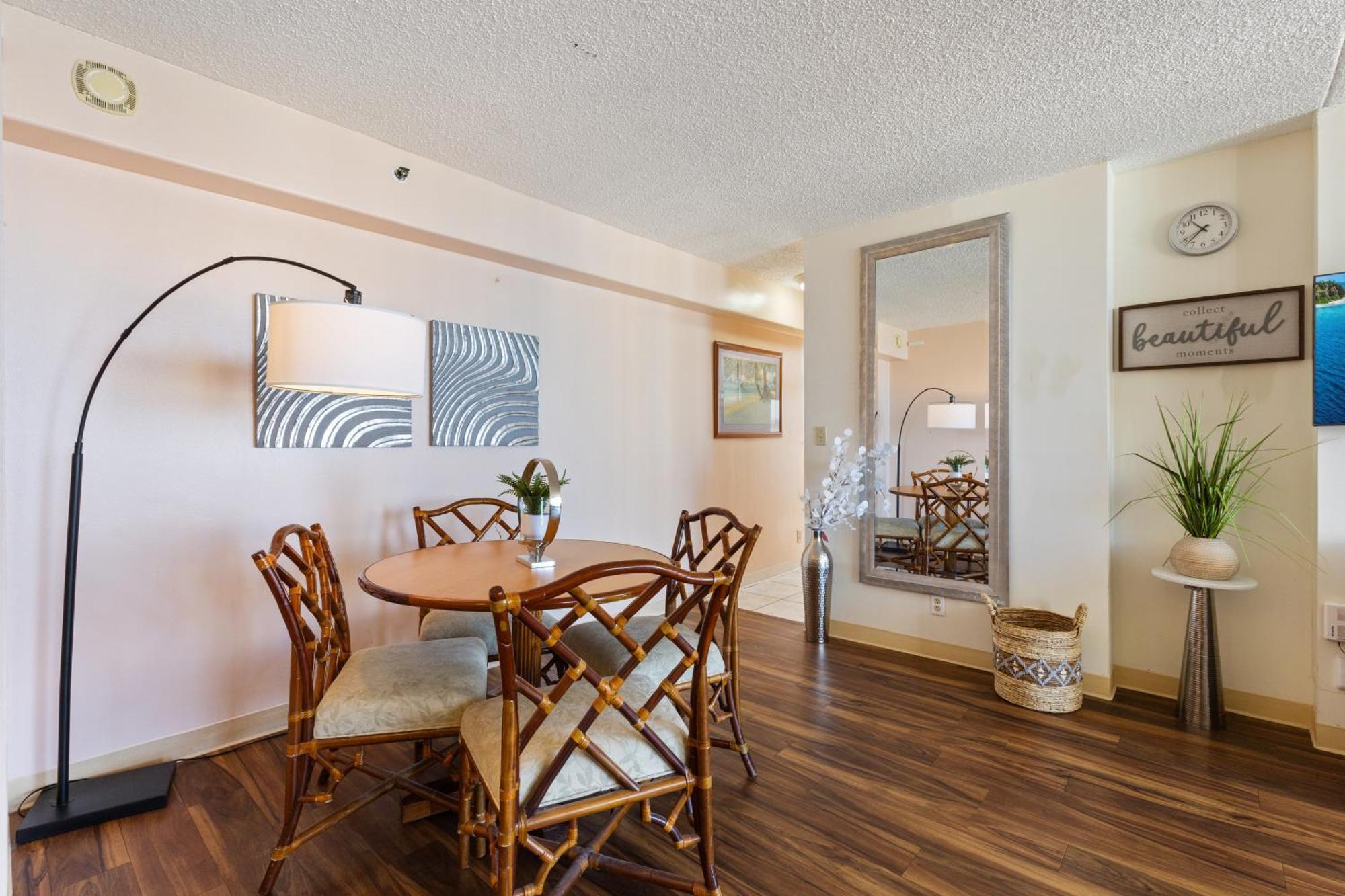 Beautifully Renovated 32Nd Floor Deluxe Ocean View Waikiki Condo Condo Honolulu Ngoại thất bức ảnh